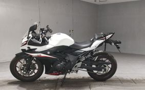 SUZUKI GSX250 R DN11A