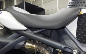 TRIUMPH STREET TRIPLE 2008