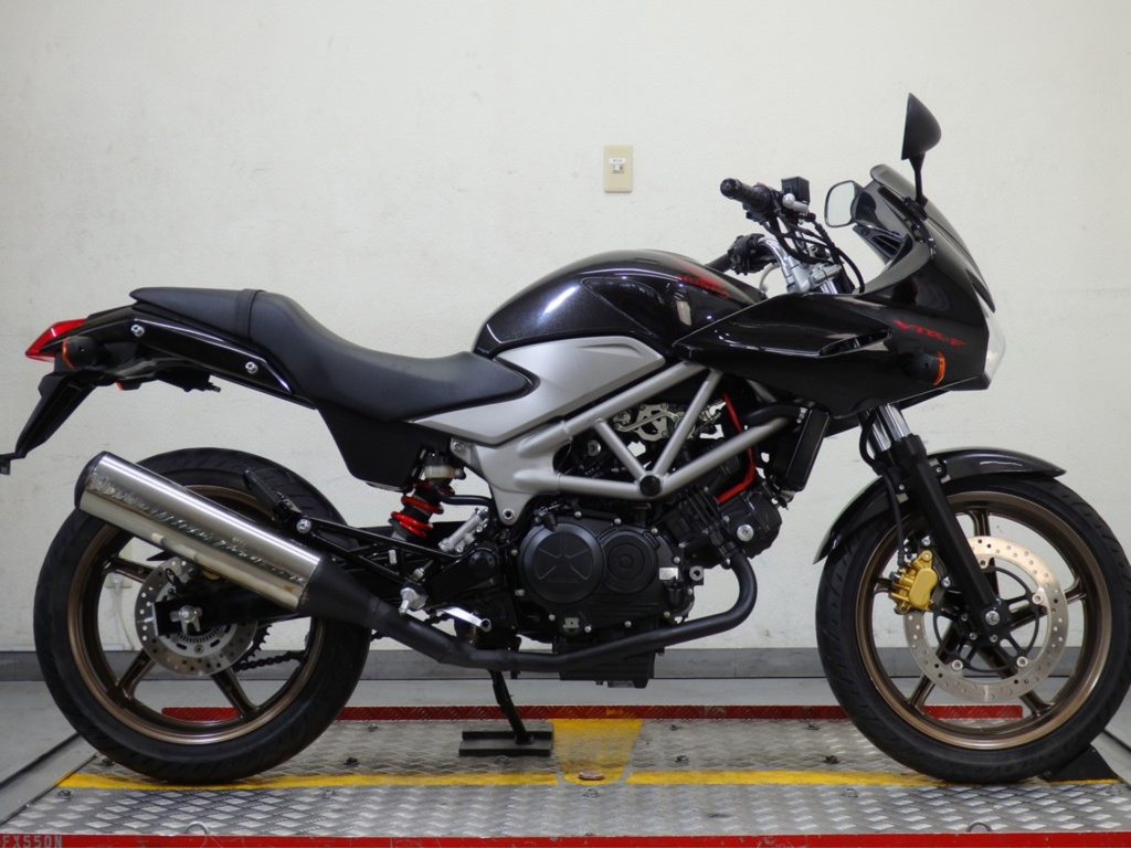 Фото Honda VTR 250 F 2016 с японского аукциона