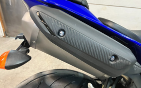 YAMAHA YZF-R1 2013 RN23