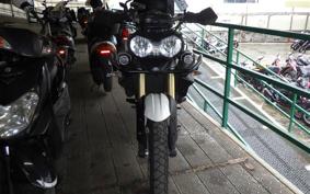 TRIUMPH TIGER 800 2011