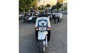 YAMAHA  GEAR  PARKING  STAND  UA08J