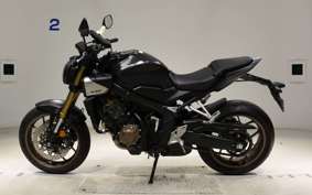 HONDA CB650R E-Clutch RH17