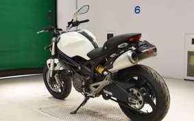 DUCATI MONSTER 696 2011