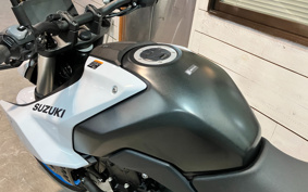 SUZUKI GSX-8S 2024 EM1AA