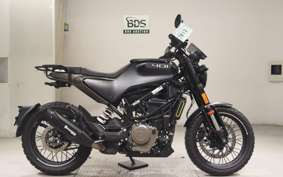 HUSQVARNA SVARTPILEN 401 2022