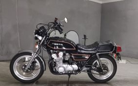 HONDA CB750 RC01