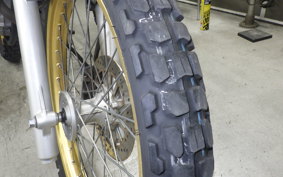 YAMAHA SEROW 250 Gen.2 2002 DG17J