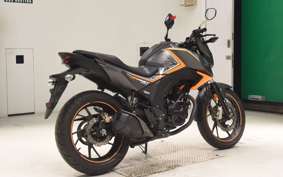HONDA HORNET 160R