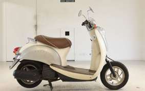 HONDA CREA SCOOPY I AF55