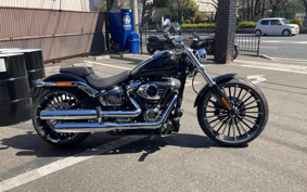 HARLEY FXBR 2026 YE9