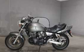 SUZUKI INAZUMA 400 GK7BA