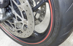 TRIUMPH DAYTONA 675 R 2015