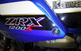 KAWASAKI ZRX1200 S 2002 ZRT20A