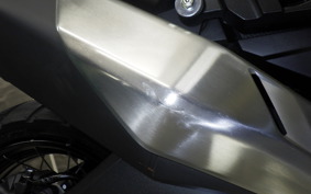 HONDA X-ADV 750 2025 RH21