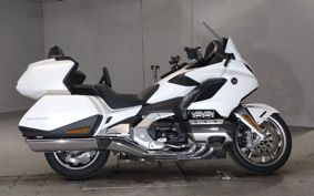 HONDA GL1800 TOUR  2018 SC79