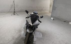 YAMAHA YZF-R6 2006 RJ05