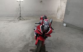 HONDA CBR600RR PC40