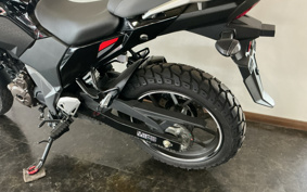 SUZUKI STROM SX