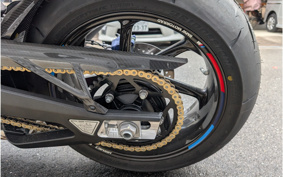BMW M1000R 2024 0E81