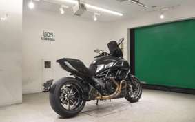 DUCATI DIAVEL Carbon 2011