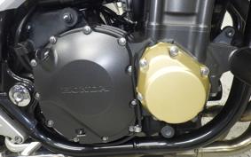 HONDA CB1300SB SUPER BOLDOR A 2013 SC54