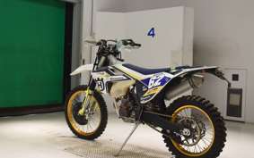 HUSQVARNA FE250