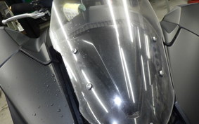 HONDA NM4 VULTUS -01 2015 RC82