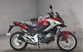 HONDA NC750X DCT 2017 RC90