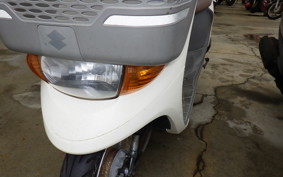 SUZUKI LET's 4 Basket CA43A