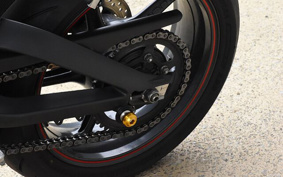 TRIUMPH DAYTONA 675 R TMD116