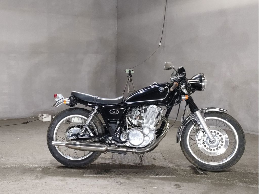 Фото Yamaha SR400 2005 с японского аукциона