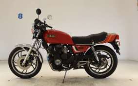 YAMAHA XJ550 4V8