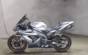 YAMAHA YZF-R1 2004 RN13