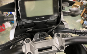 SUZUKI DL1050 (V-Strom 1050) 2022 EF11M