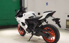YAMAHA YZF-R7 2023