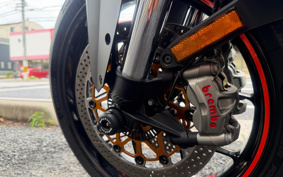 KTM 1290 SUPER DUKE GT 2016 V6940
