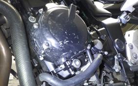 SUZUKI GSR750 2015