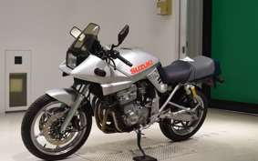 SUZUKI GSX400S KATANA 2022 GK77A