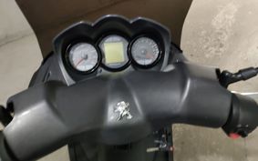 PEUGEOT CITY STAR 125 ..