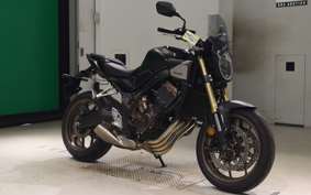 HONDA CB650R E-Clutch 2025 RH17