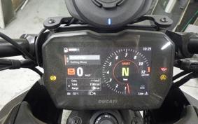 DUCATI DIAVEL V4 2025