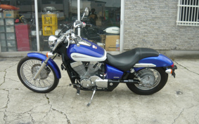 HONDA  SHADOW  CUSTOM 400 2013 NC45