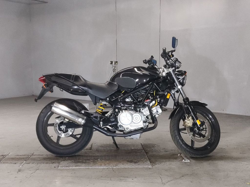 Фото Honda VTR 250 2007 с японского аукциона