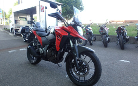 SUZUKI STROM SX 8BK