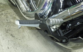 SUZUKI BOULEVARD M109R 2011