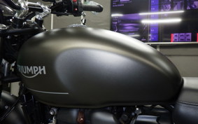TRIUMPH STREET TWIN 2022