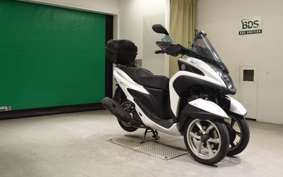 YAMAHA TRICITY 125 2012