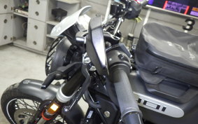 HUSQVARNA SVARTPILEN 401 2021