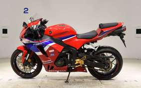 HONDA CBR600RR 2024 PC40